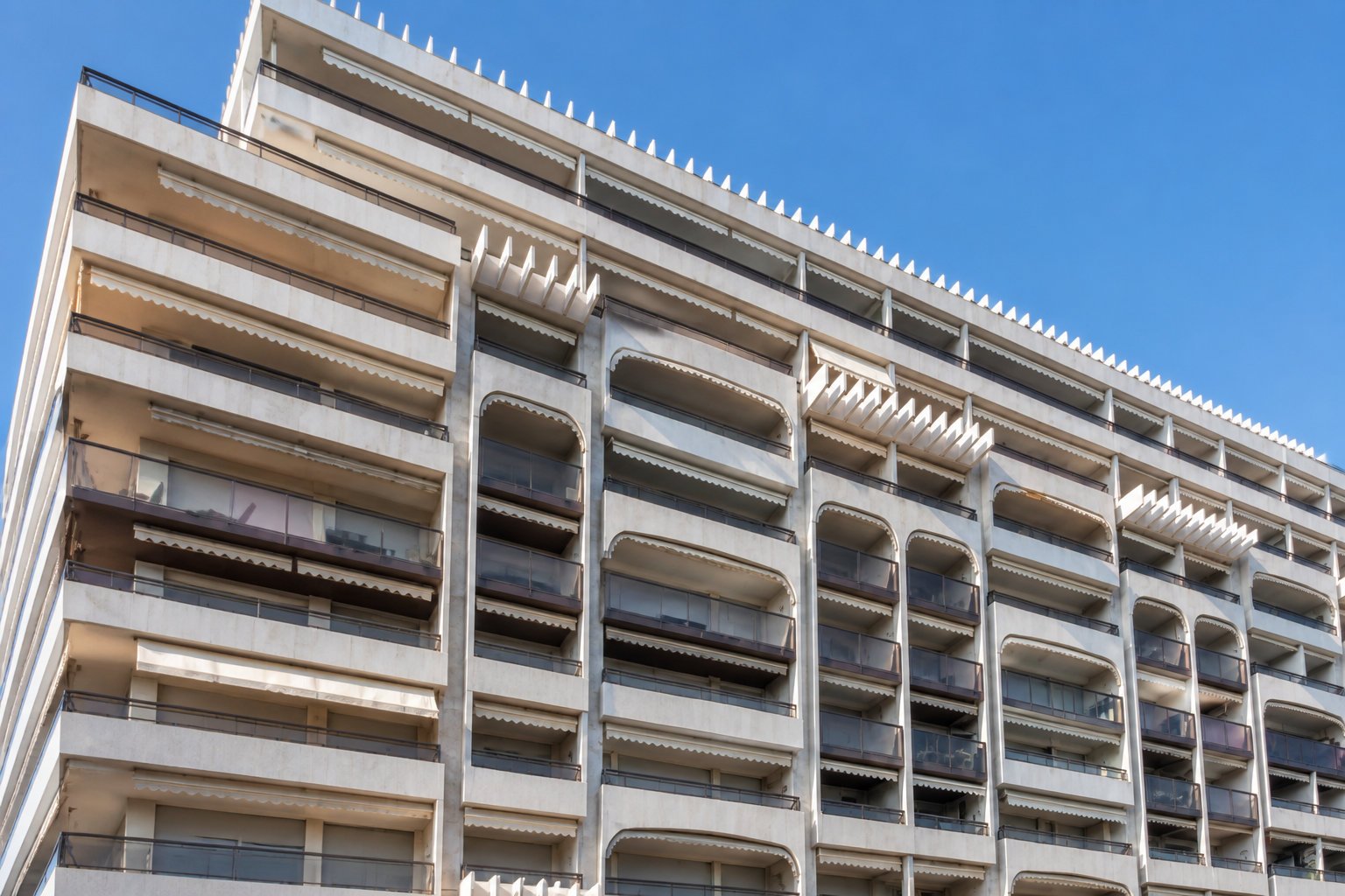 Agence center bay immobilier : l'accompagnement pour les biens de standing
