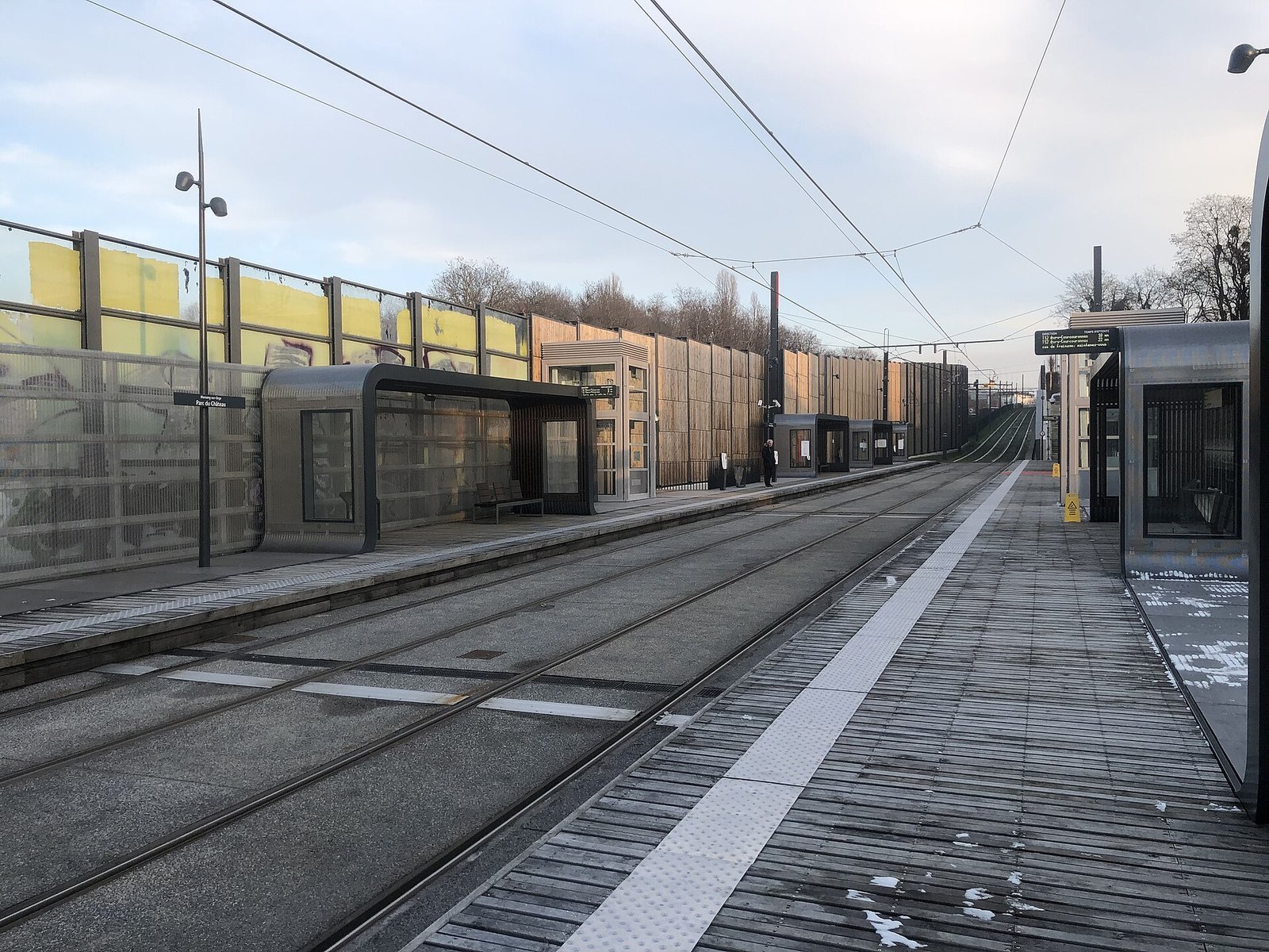 Quais de la station Parc du Château du tram T12 à Morsang-sur-Orge
